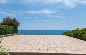 6 dormitorio villa en Ventimiglia, Italia. 1 000 000 €