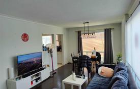 8 dormitorio casa de pueblo en Scarborough, Canadá. C$1 314 000