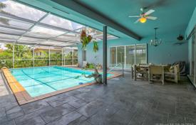 Villa – Bay Harbor Islands, Florida, Estados Unidos. $1 195 000