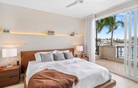 Condominio – Fisher Island Drive, Miami Beach, Florida,  Estados Unidos. $4 150 000