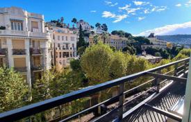 3 dormitorio piso 72 m² en Carabacel, Francia. 365 000 €