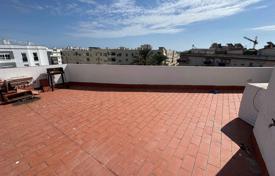 4 dormitorio ático 238 m² en Estepona, España. 695 000 €