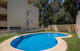 3 dormitorio ático 198 m² en Marbella, España. 695 000 €