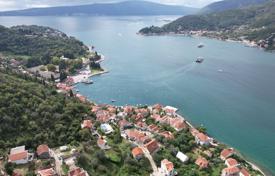 Terreno en Lepetane, Montenegro. 450 000 €