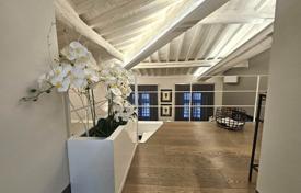3 dormitorio piso 150 m² en Florencia, Italia. 1 350 000 €