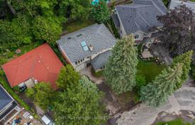 8 dormitorio casa de pueblo en Etobicoke, Canadá. C$2 483 000
