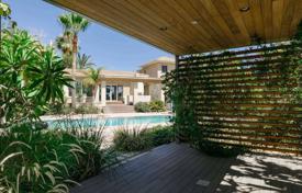 4 dormitorio chalet 690 m² en Mouttagiaka, Chipre. 7 000 000 €