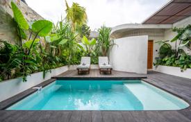 2 dormitorio villa 120 m² en Tumbak Bayuh, Indonesia. $235 000