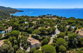 5 dormitorio villa en La Croix-Valmer, Francia. 1 950 000 €