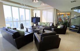 3 dormitorio piso 227 m² en Miami, Estados Unidos. $1 800 000