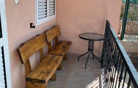 6 dormitorio casa de pueblo 108 m² en Pirovac, Croacia. 280 000 €