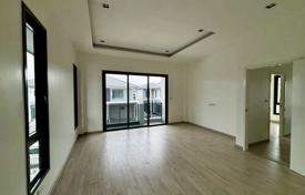 4 dormitorio villa 165 m² en Pattaya, Tailandia. $232 000