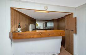6 dormitorio casa de pueblo en Etobicoke, Canadá. C$1 468 000
