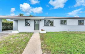 3 dormitorio casa de pueblo 159 m² en Miami, Estados Unidos. $620 000