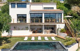 8 dormitorio villa 238 m² en Niza, Francia. 2 290 000 €