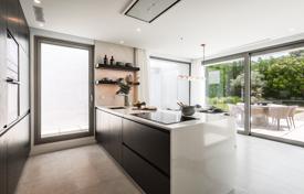 15 dormitorio villa 628 m² en Estepona, España. 2 495 000 €