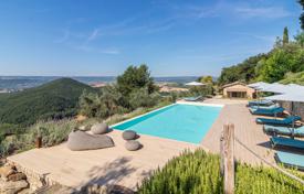 10 dormitorio finca rústica 856 m² en Orvieto, Italia. 1 850 000 €