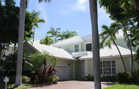 Villa – Key Biscayne, Florida, Estados Unidos. 2 768 000 €