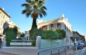10 dormitorio piso en Antibes, Francia. 1 800 000 €