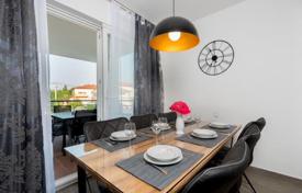 2 dormitorio piso 69 m² en Peroj, Croacia. 293 000 €