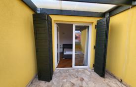 3 dormitorio piso 75 m² en Umag, Croacia. 285 000 €