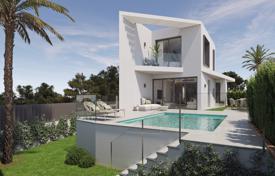 Villa – Alicante, Valencia, España. 514 000 €