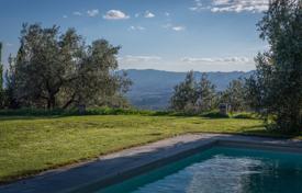 12 dormitorio finca rústica 346 m² en Arezzo, Italia. 1 495 000 €