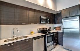 2 dormitorio piso en Lake Shore Boulevard West, Canadá. C$917 000