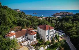 9 dormitorio villa 485 m² en Sveti Stefan, Montenegro. 8 000 000 €