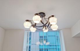6 dormitorio piso en Etobicoke, Canadá. C$883 000