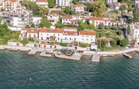 3 dormitorio villa 232 m² en Kotor city, Montenegro. 1 250 000 €