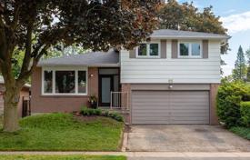 Casa de pueblo – Scarborough, Toronto, Ontario,  Canadá. C$1 445 000