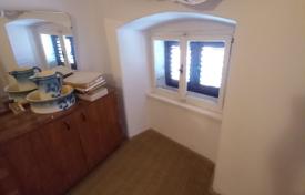 4 dormitorio casa de pueblo 323 m² en Vodnjan, Croacia. 265 000 €