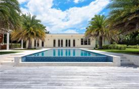 Villa – Miami Beach, Florida, Estados Unidos. $8 995 000