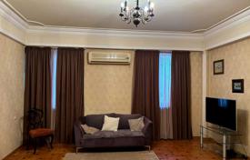 4 dormitorio piso 115 m² en Vake-Saburtalo, Georgia. $250 000
