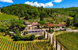 Cortijo en Arezzo, Italia. 3 300 000 €