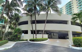 Condominio – South Ocean Drive, Hollywood, Florida,  Estados Unidos. $375 000