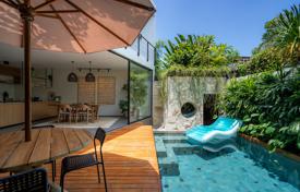 2 dormitorio villa 330 m² en Canggu, Indonesia. $299 000