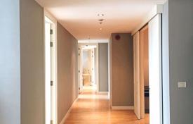 3-dormitorio apartamentos en condominio en Pathum Wan, Tailandia. $4 300  por semana