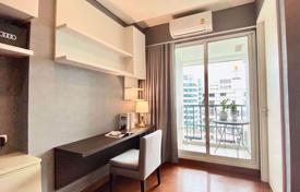 1-dormitorio apartamentos en condominio en Watthana, Tailandia. $214 000