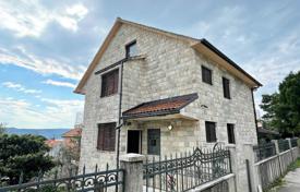 Casa de pueblo – Tivat (city), Tivat, Montenegro. 450 000 €