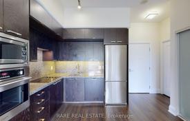 4 dormitorio piso en North York, Canadá. C$837 000