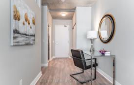 5 dormitorio piso en Old Toronto, Canadá. C$902 000