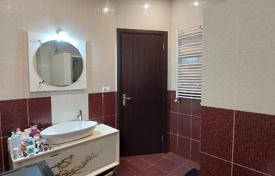 3 dormitorio piso 110 m² en Vake-Saburtalo, Georgia. $290 000