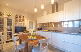 11 dormitorio piso 390 m² en Pienza, Italia. 595 000 €