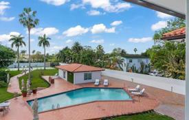 Casa de pueblo – West End, Miami, Florida,  Estados Unidos. $3 400 000