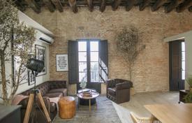 2 dormitorio piso 82 m² en Ciutat Vella, España. 462 000 €