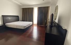3-dormitorio apartamentos en condominio en Pathum Wan, Tailandia. $3 060  por semana