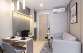 1-dormitorio apartamentos en condominio en Sathon, Tailandia. $178 000