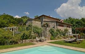 Villa – Gaiole In Chianti, Siena, Toscana,  Italia. 1 100 000 €